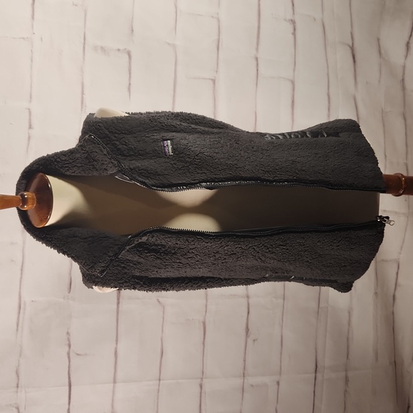 Patagonia Reversible Vest - Picture 3 of 7